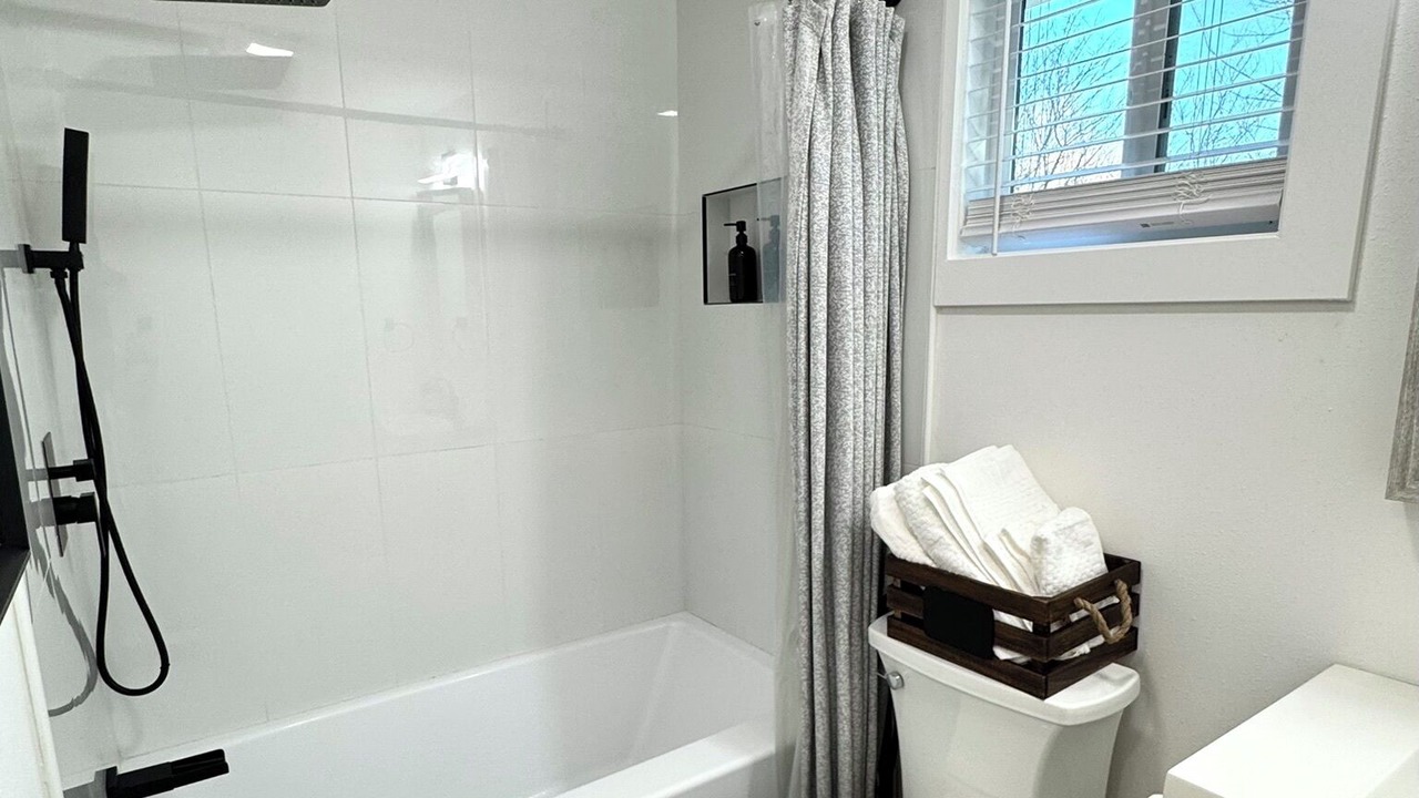 Photo of Bathroom in Alderwood Manor