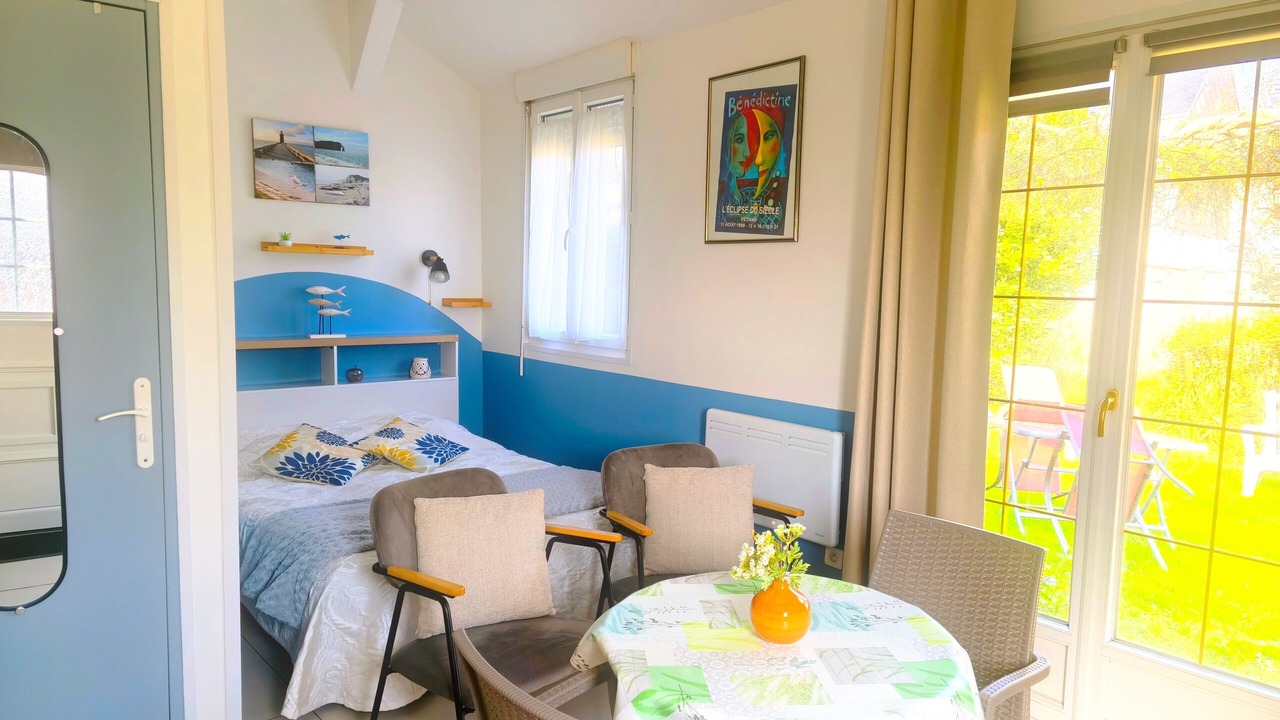 Photo of Bedroom in Saint-Leonard