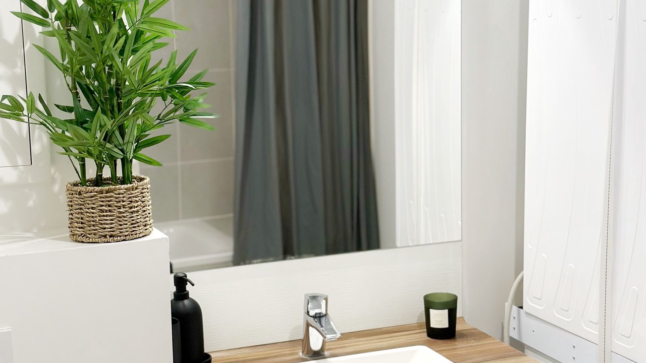 Photo of Bathroom in Levallois-Perret