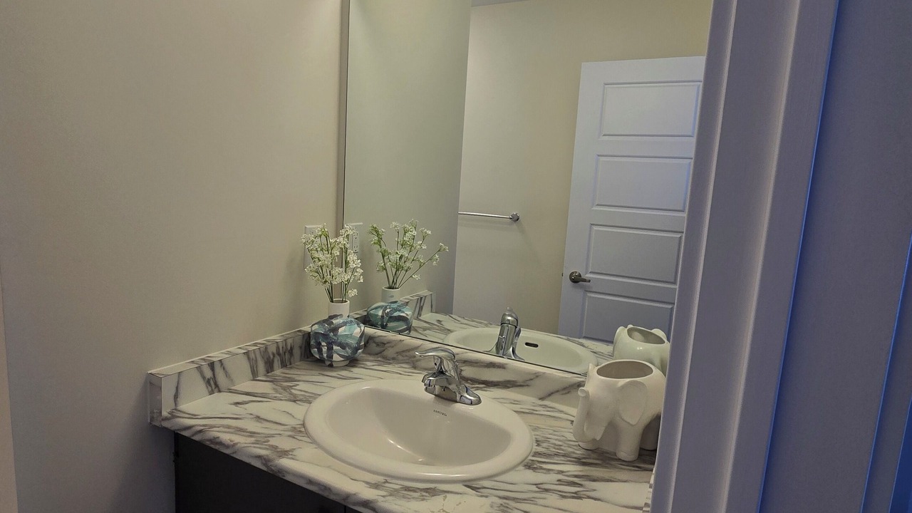Photo of Bathroom in Caledonia