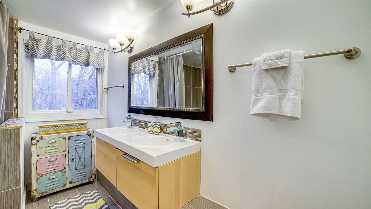 Photo of Bathroom in Olympia Fields
