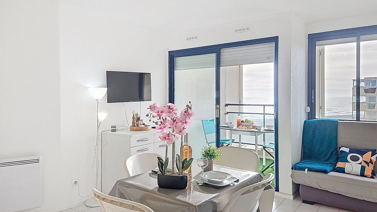 Photo of Livingroom in Mediterranee