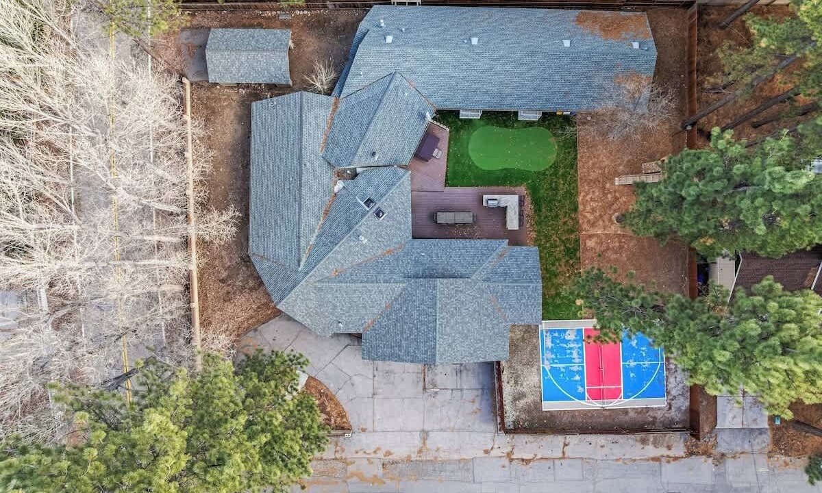 Photo of Outdoor in Summit Estates