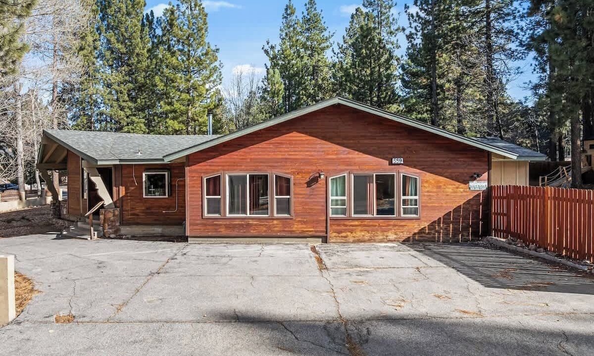 Photo of Outdoor in Summit Estates