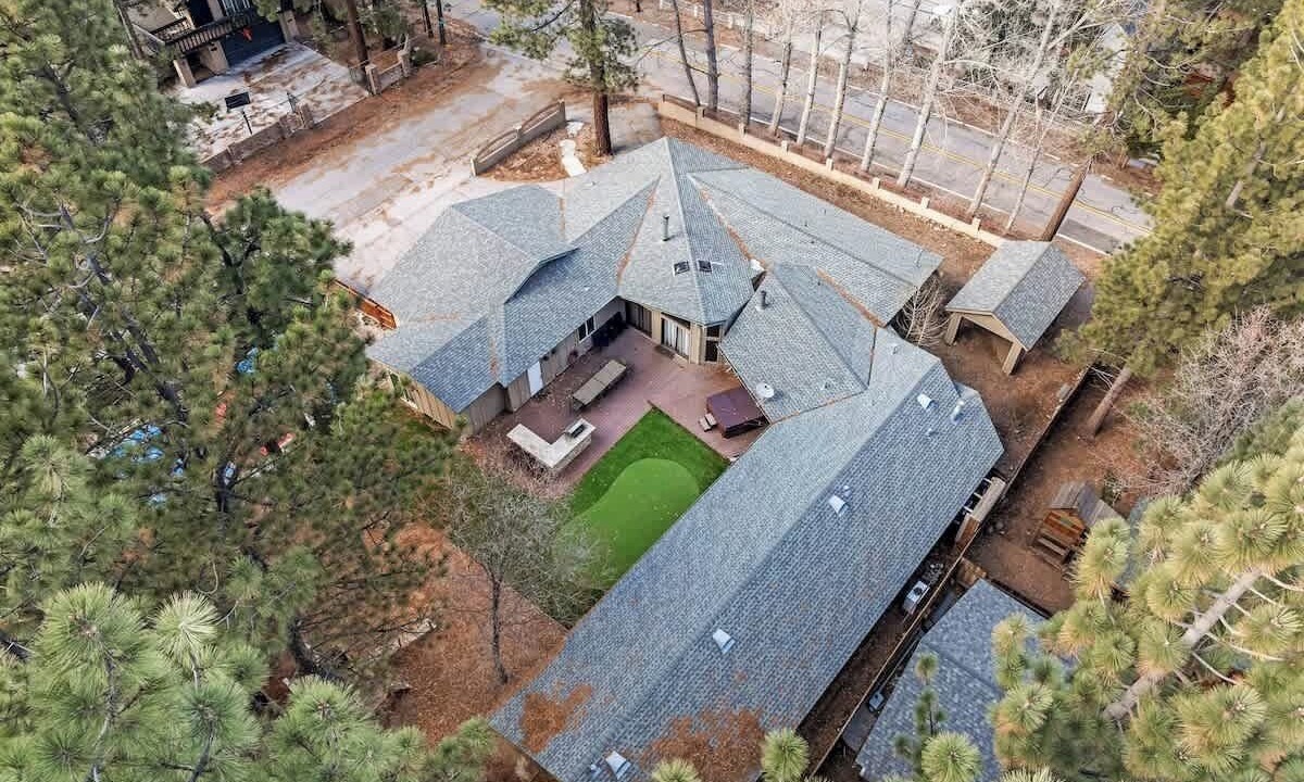 Photo of Outdoor in Summit Estates
