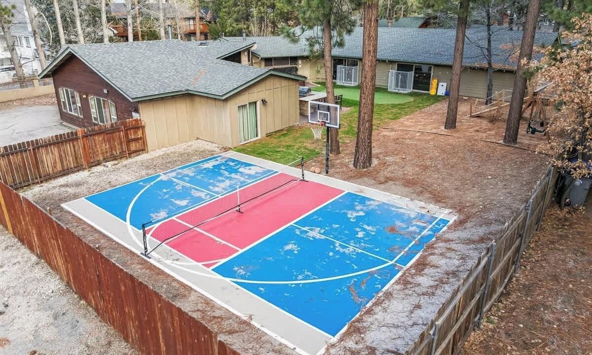 Photo of Others in Summit Estates