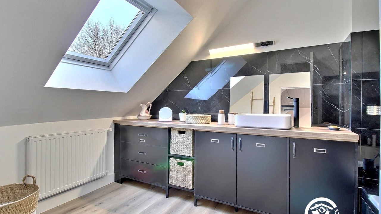 Photo of Bathroom in Serent