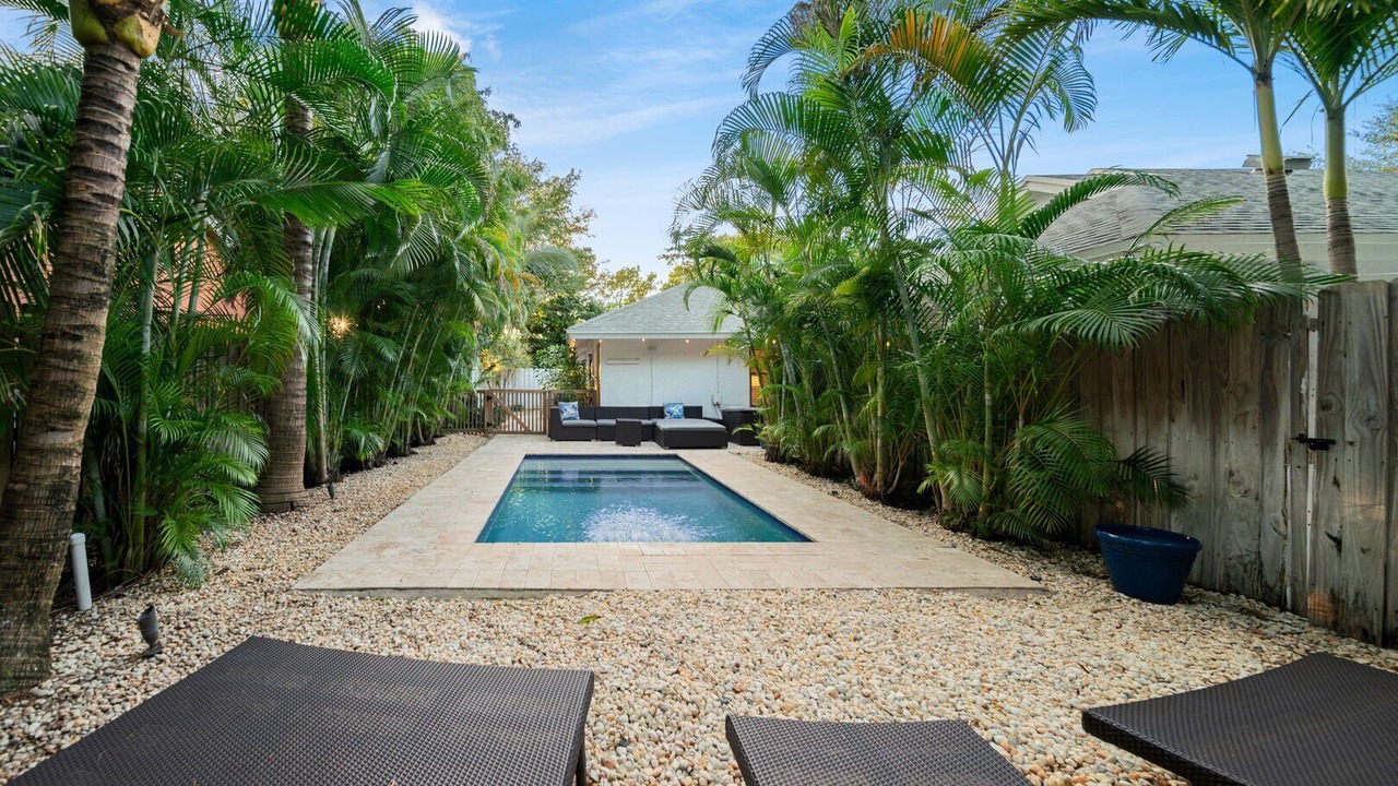 Photo of Outdoor in Tropic Isle