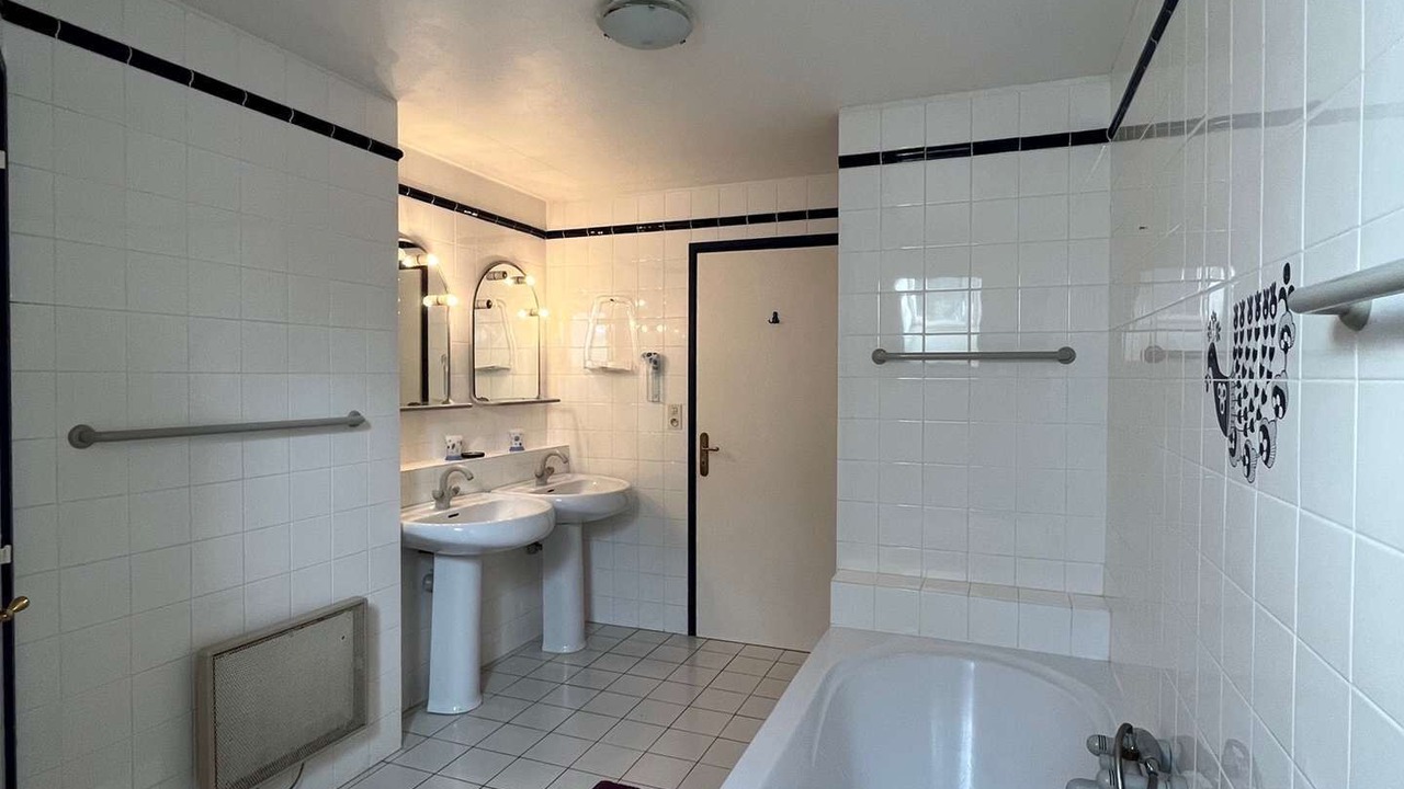 Photo of Bathroom in Saint-Chamassy