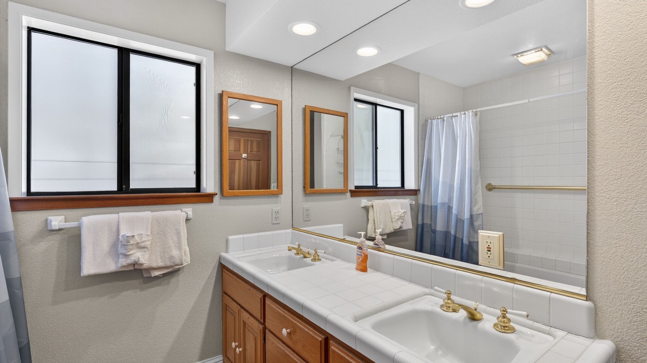 Photo of Bathroom in Tahoe Pines