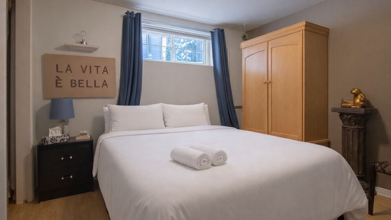 Photo of Bedroom in Saint Basile le Grand