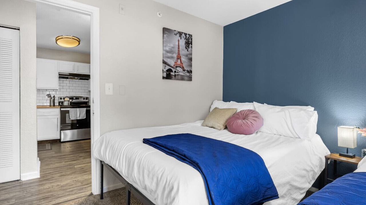 Photo of Bedroom in Pleasant Valley