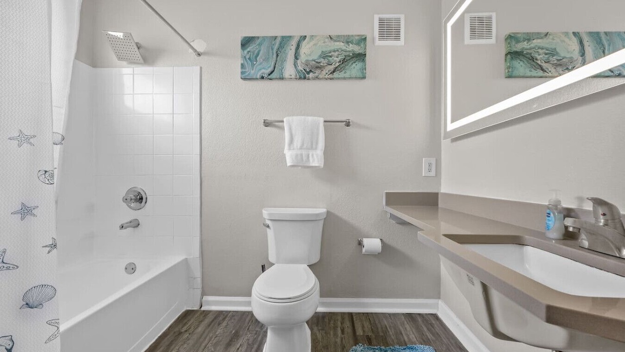 Photo of Bathroom in Pleasant Valley