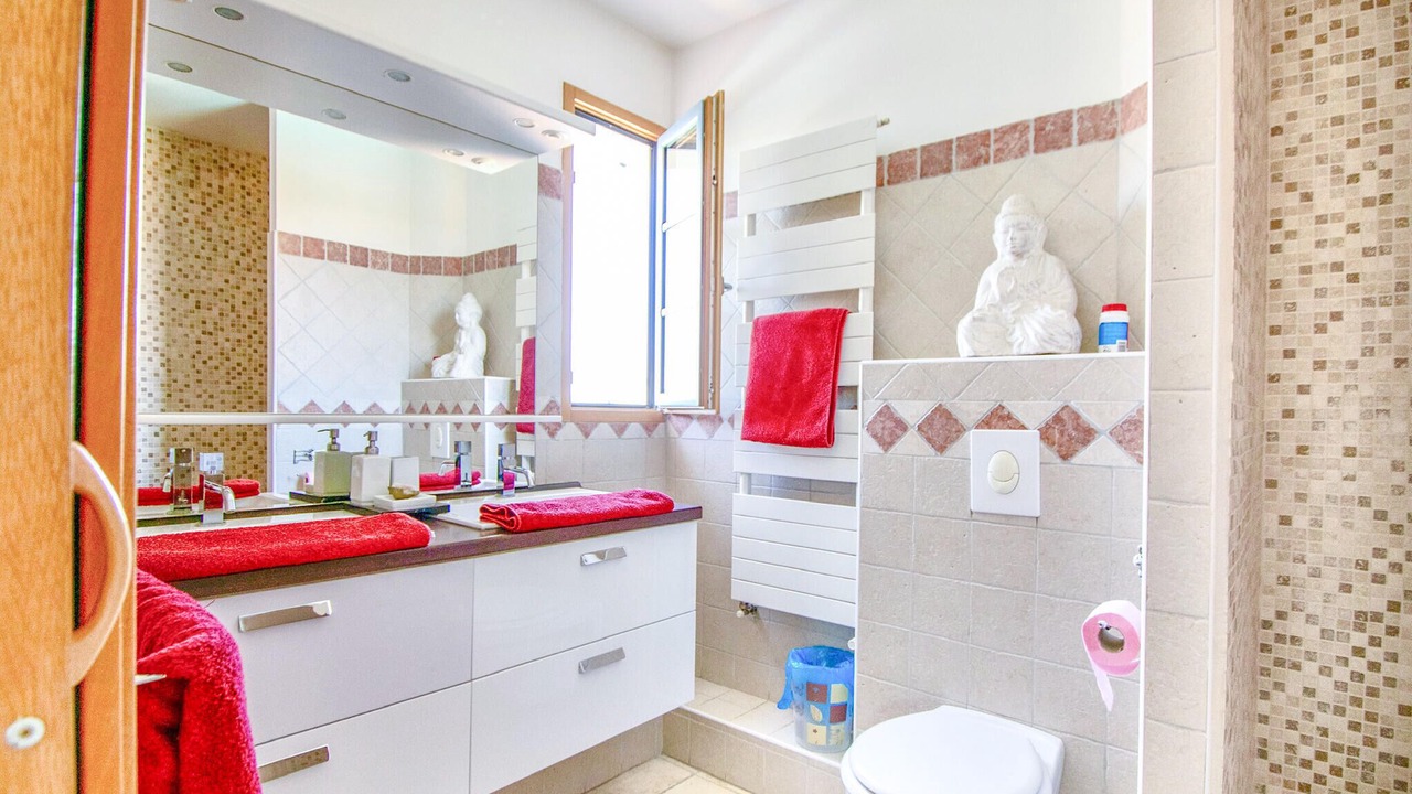 Photo of Bathroom in Villars