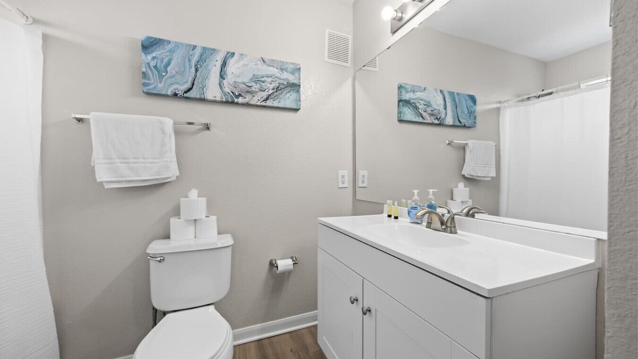 Photo of Bathroom in Pleasant Valley