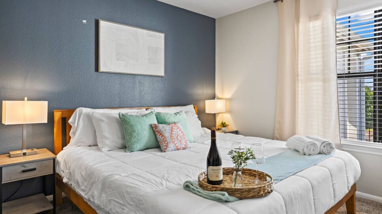 Photo of Bedroom in Pleasant Valley