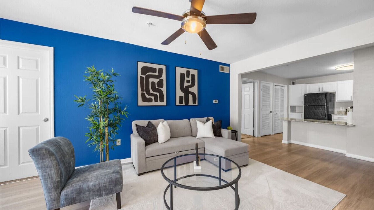 Photo of Livingroom in Pleasant Valley