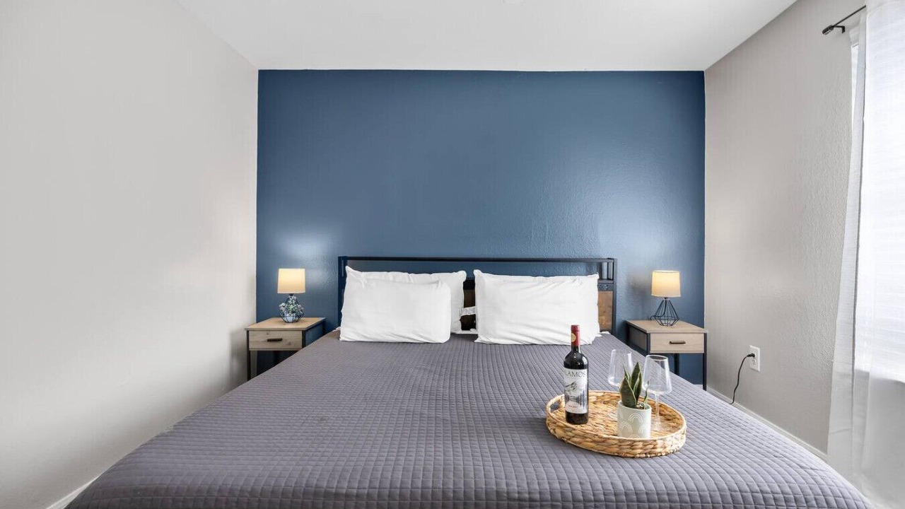 Photo of Bedroom in Pleasant Valley