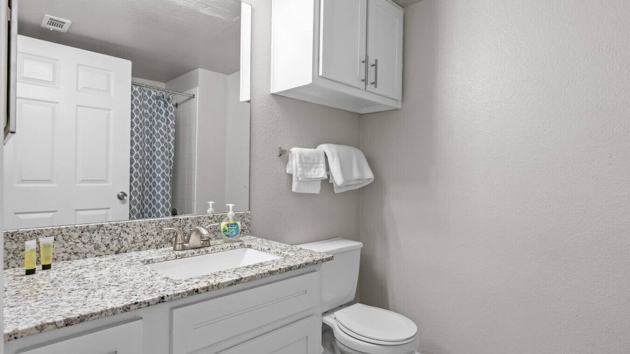 Photo of Bathroom in Pleasant Valley
