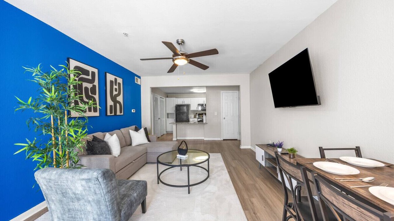 Photo of Livingroom in Pleasant Valley