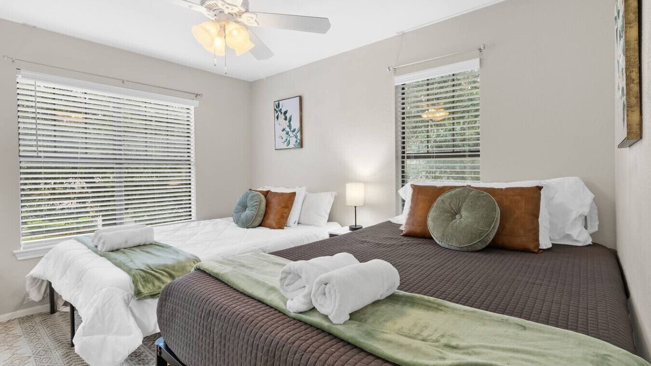 Photo of Bedroom in Pleasant Valley
