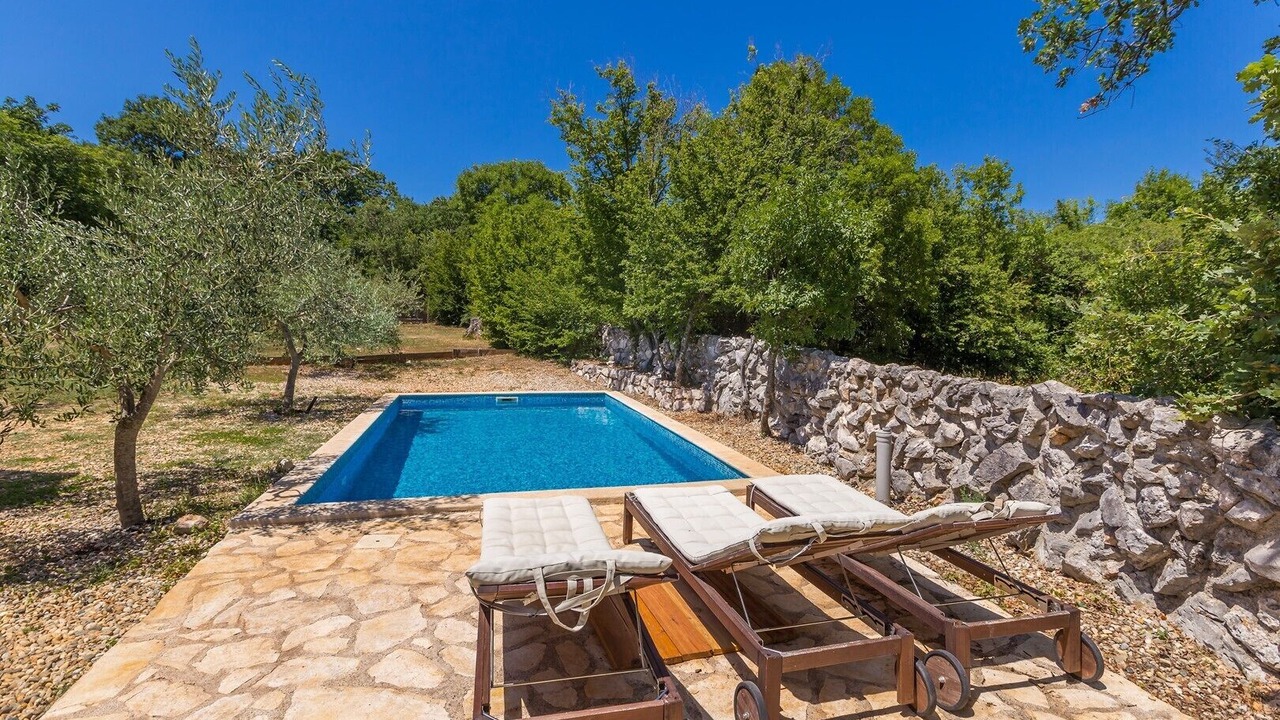Photo of Outdoor in Risika