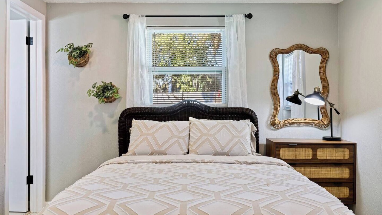 Photo of Bedroom in Pinellas Park