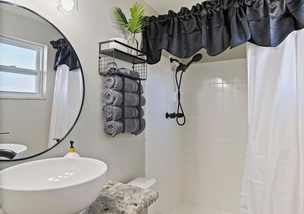 Photo of Bathroom in Pinellas Park