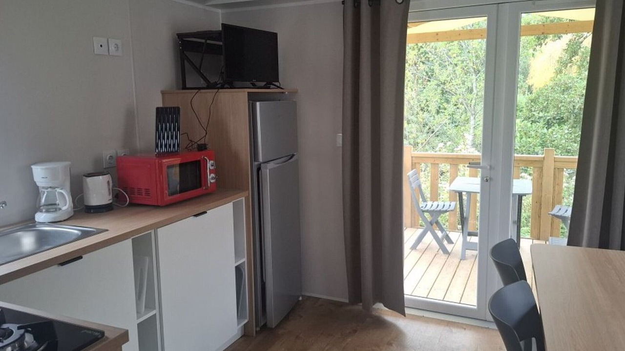 Photo of Kitchen in Long