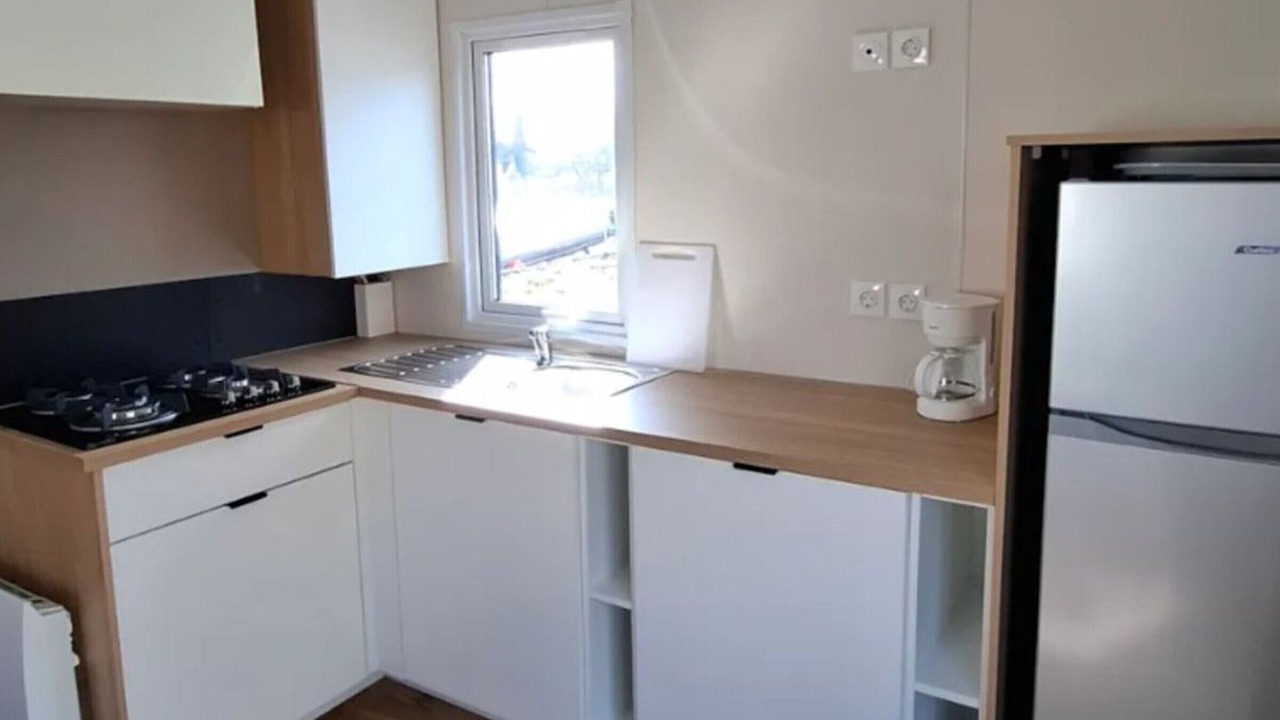 Photo of Kitchen in Long