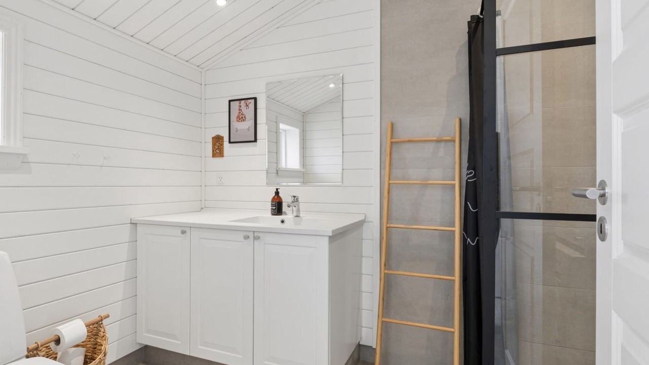 Photo of Bathroom in Holloselund