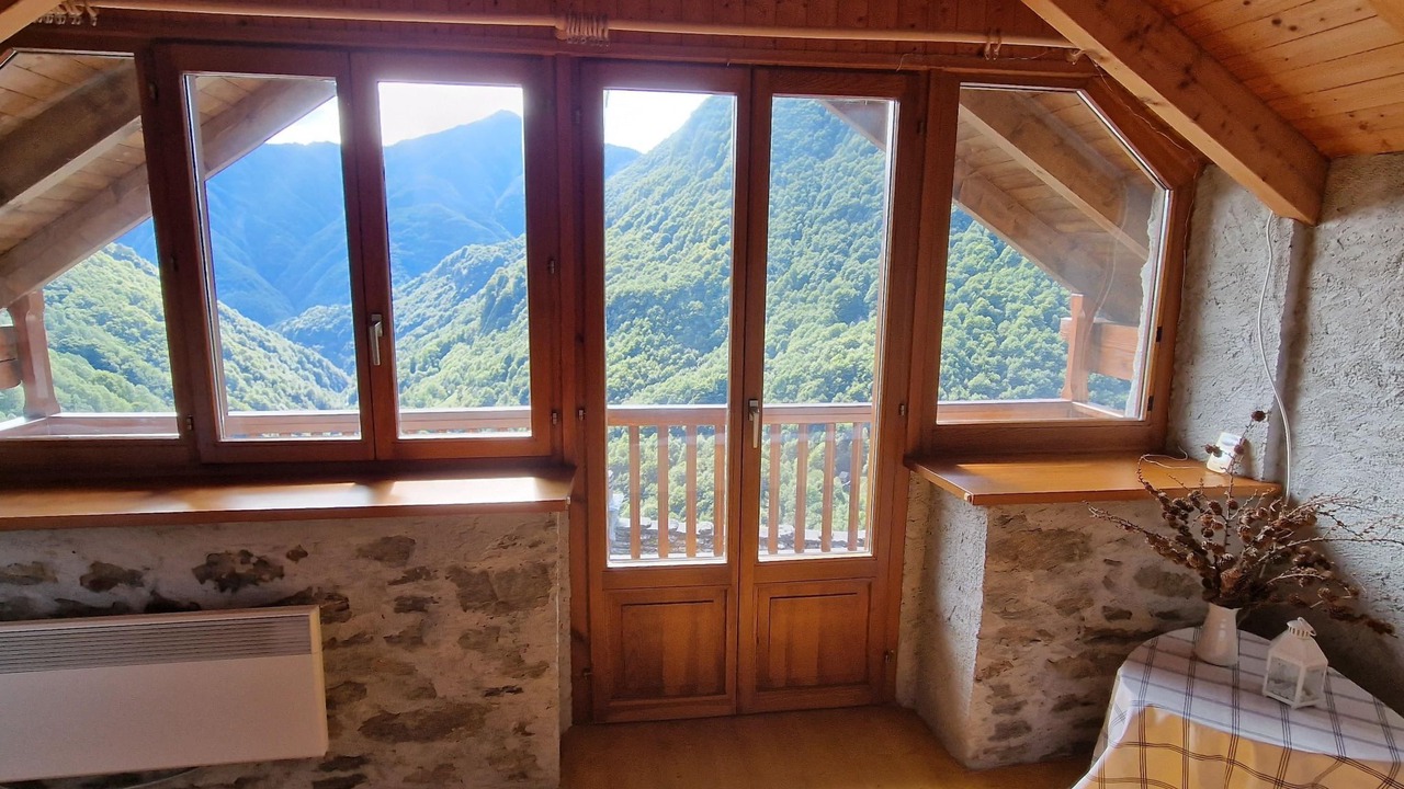 Photo of Bedroom in Crana