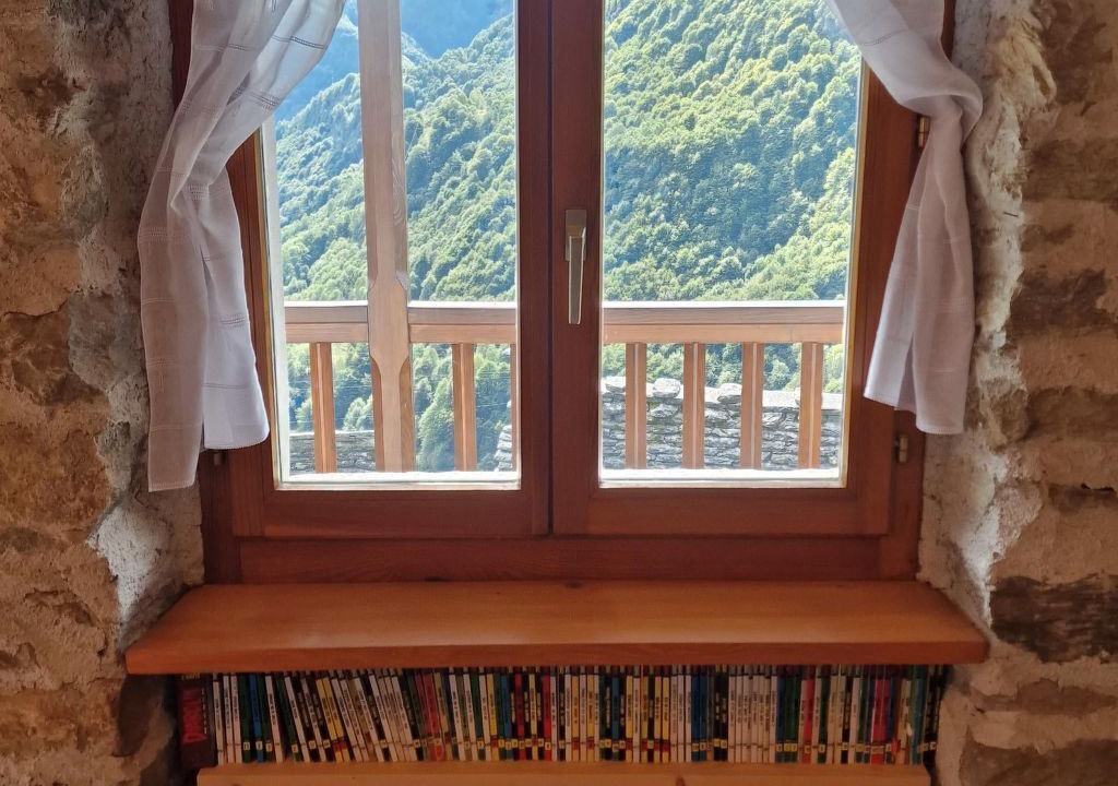 Photo of Outdoor in Crana
