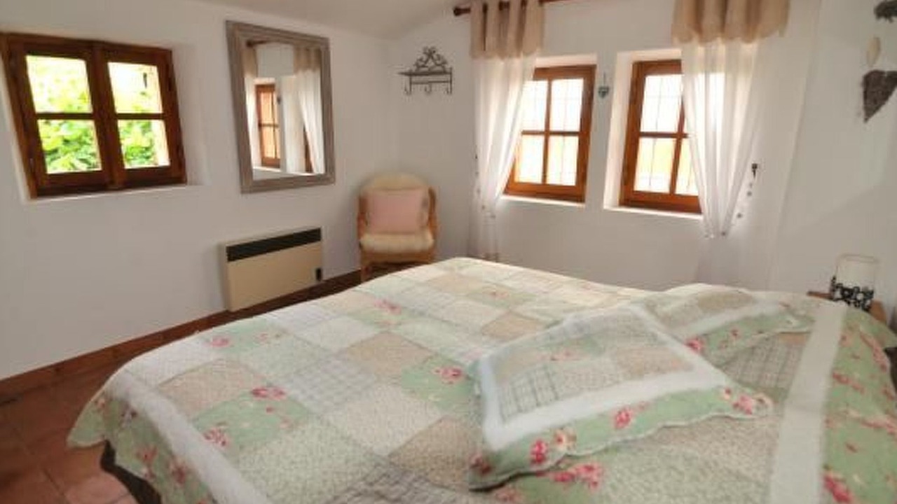 Photo of Bedroom in Puymeras