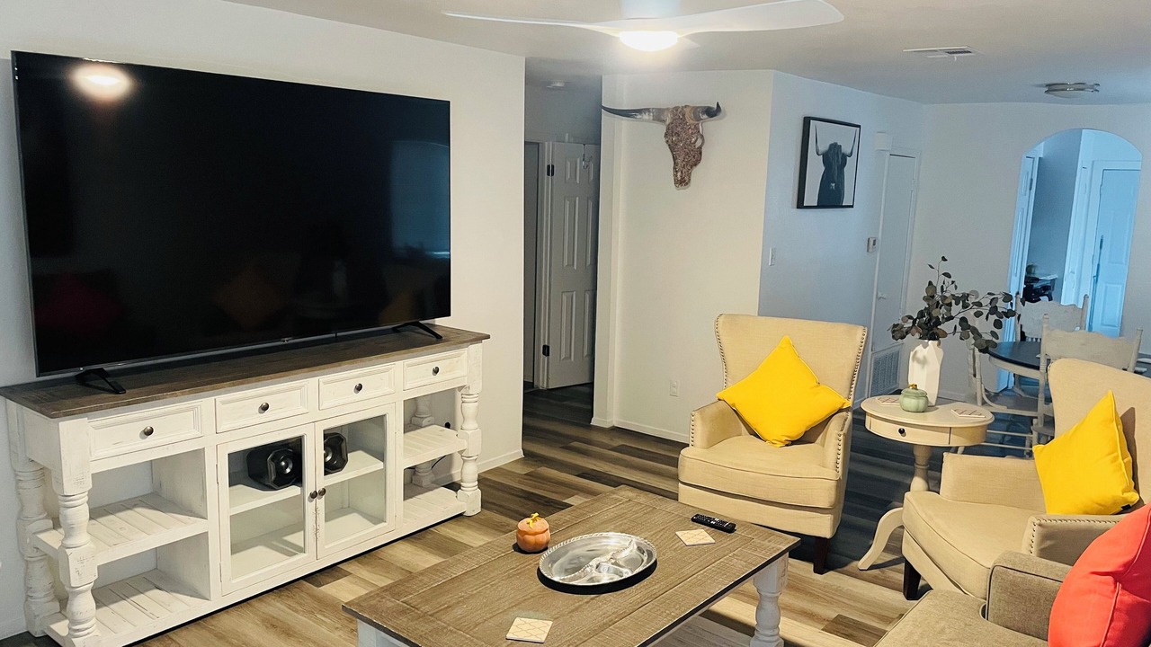 Photo of Livingroom in Parker Lane