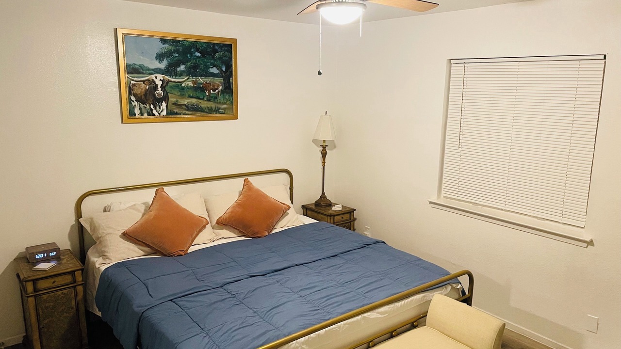 Photo of Bedroom in Parker Lane