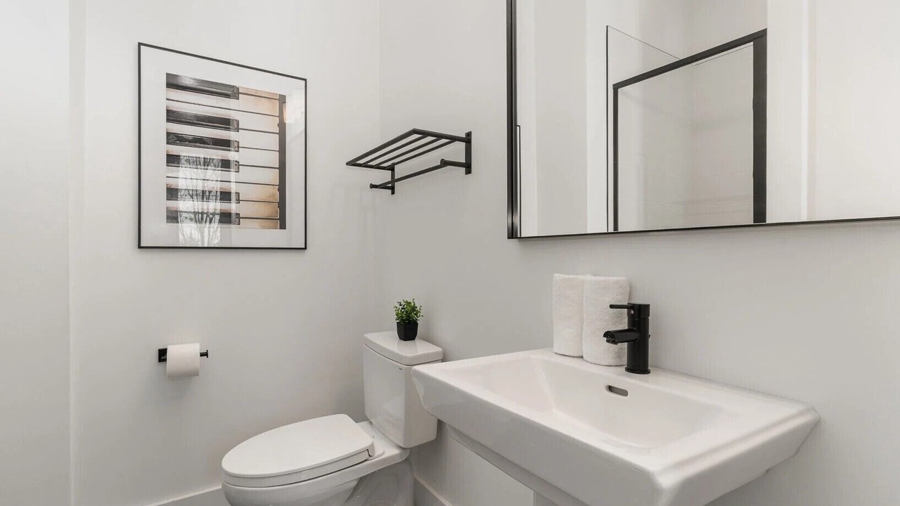 Photo of Bathroom in Katie Hill Neighborhood