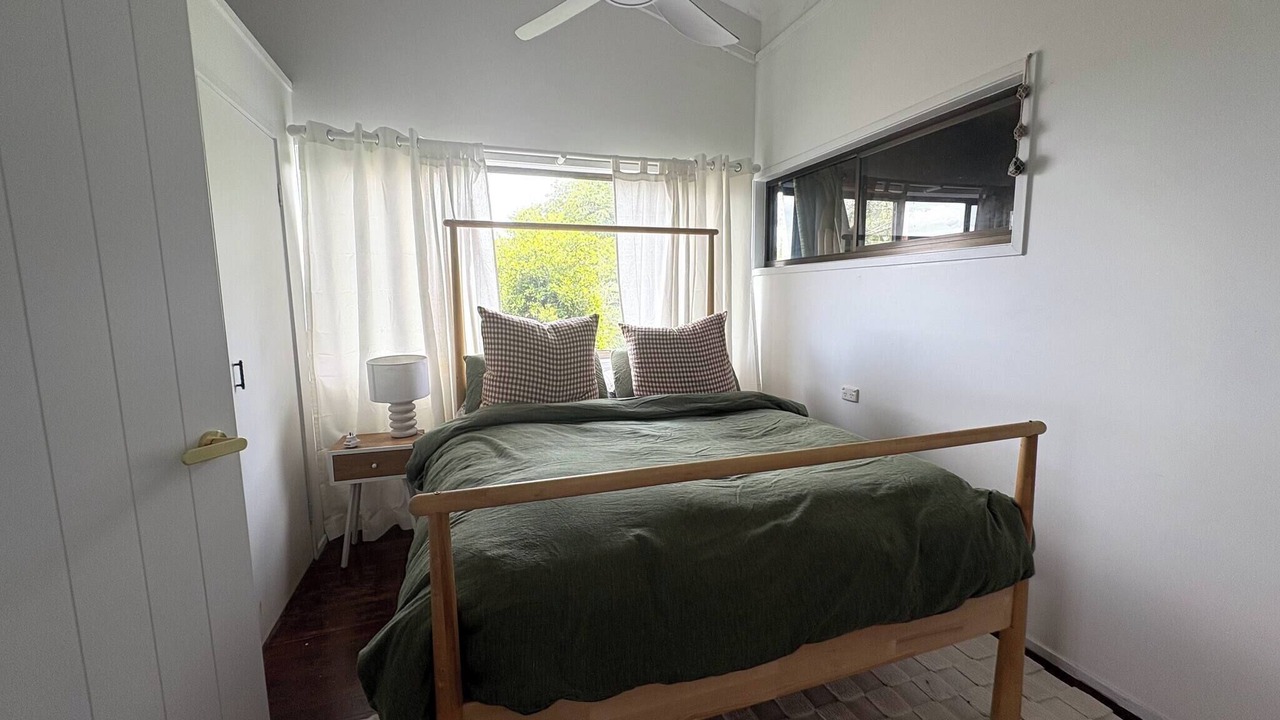 Photo of Bedroom in Lower Beechmont