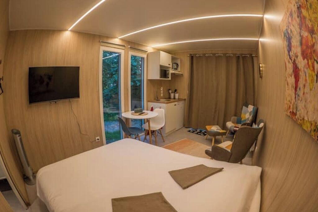 Photo of Bedroom in Saint-Leu-la-Foret
