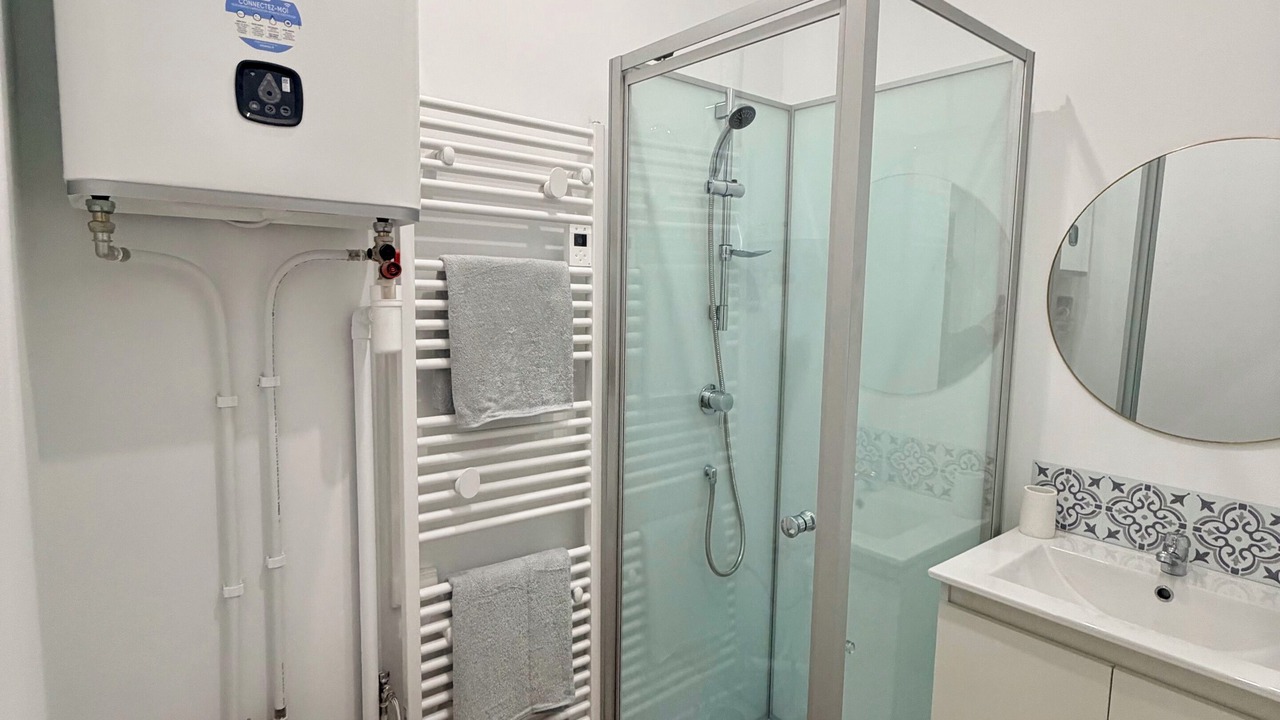 Photo of Bathroom in Beaucourt-sur-l'Ancre
