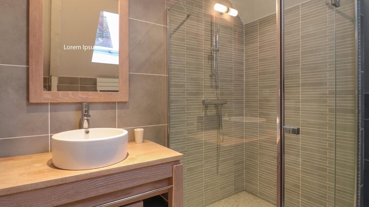 Photo of Bathroom in Courgeout