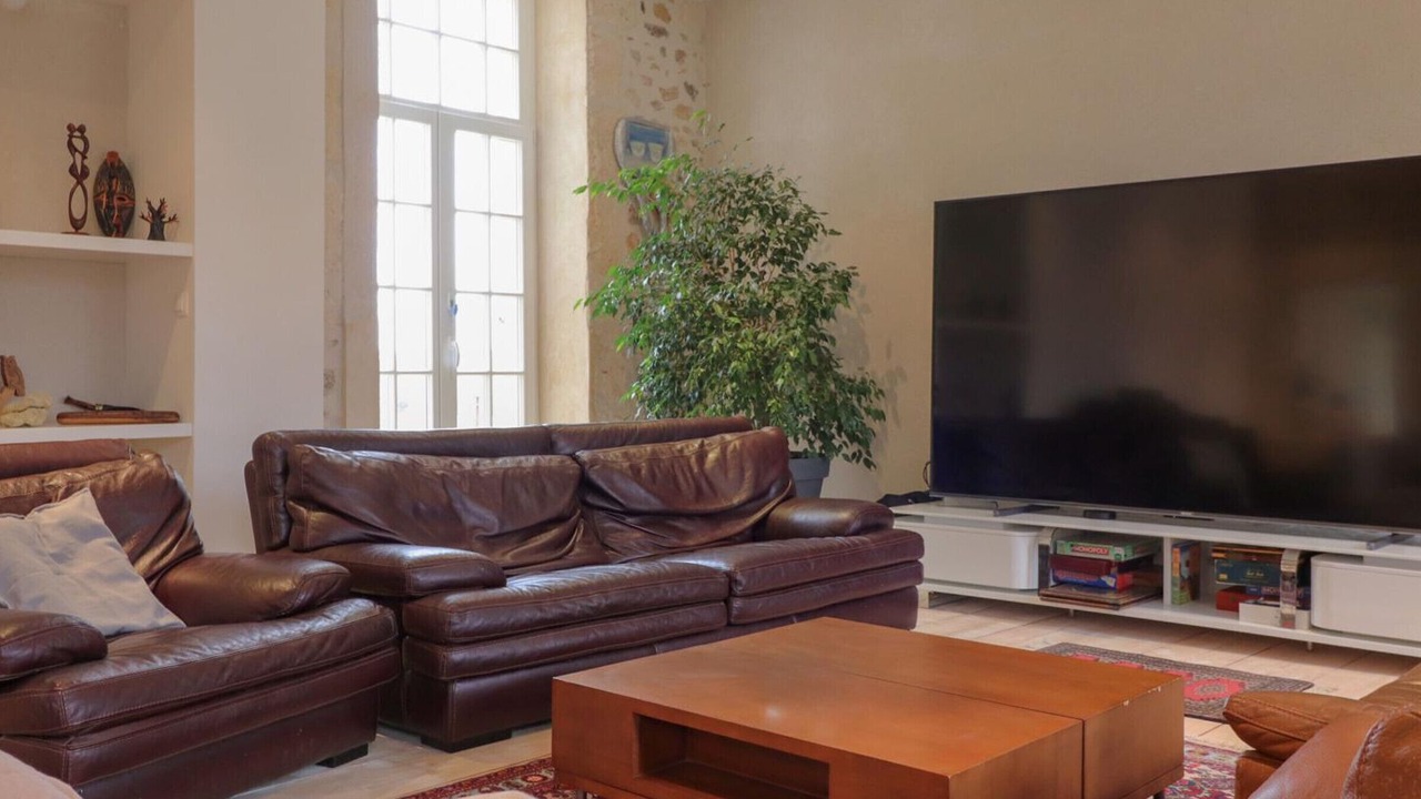 Photo of Livingroom in Courgeout