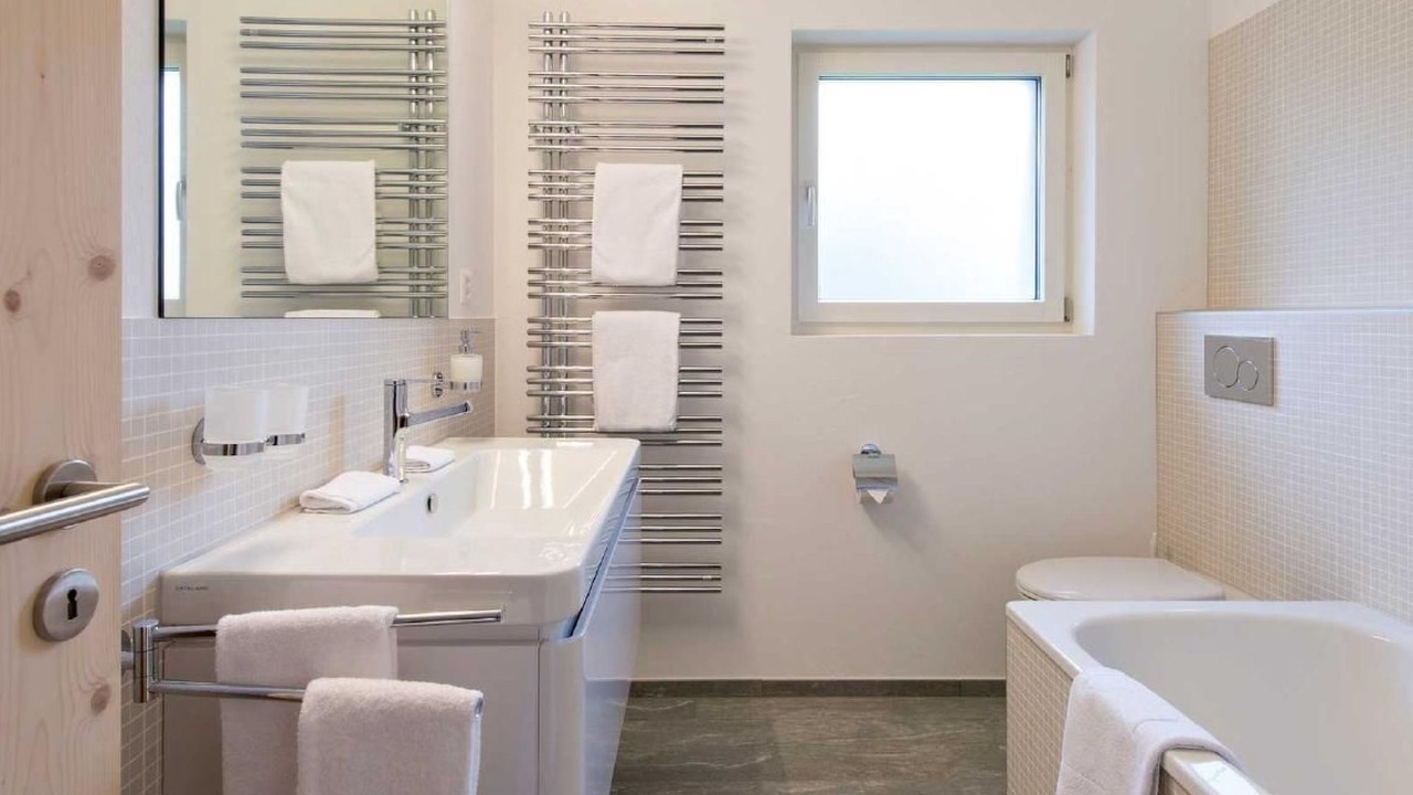 Photo of Bathroom in Sils-Maria