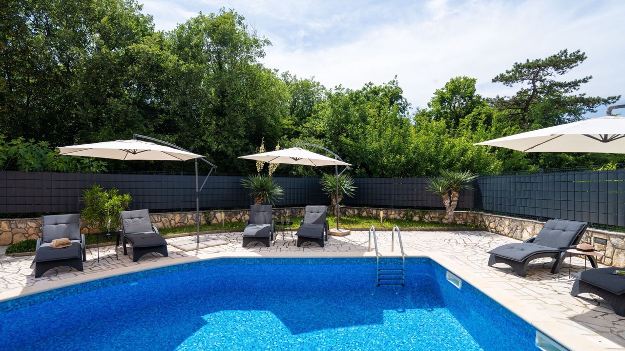 Photo of Outdoor in Vinez