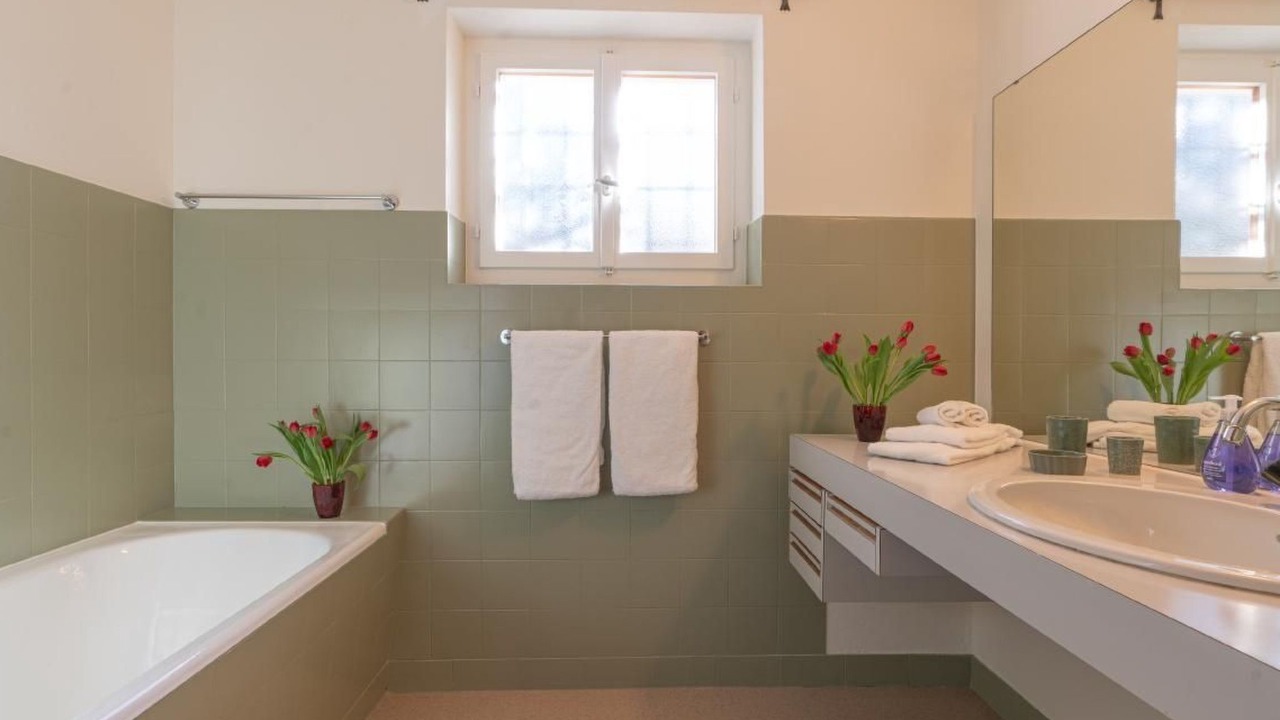Photo of Bathroom in Maloja