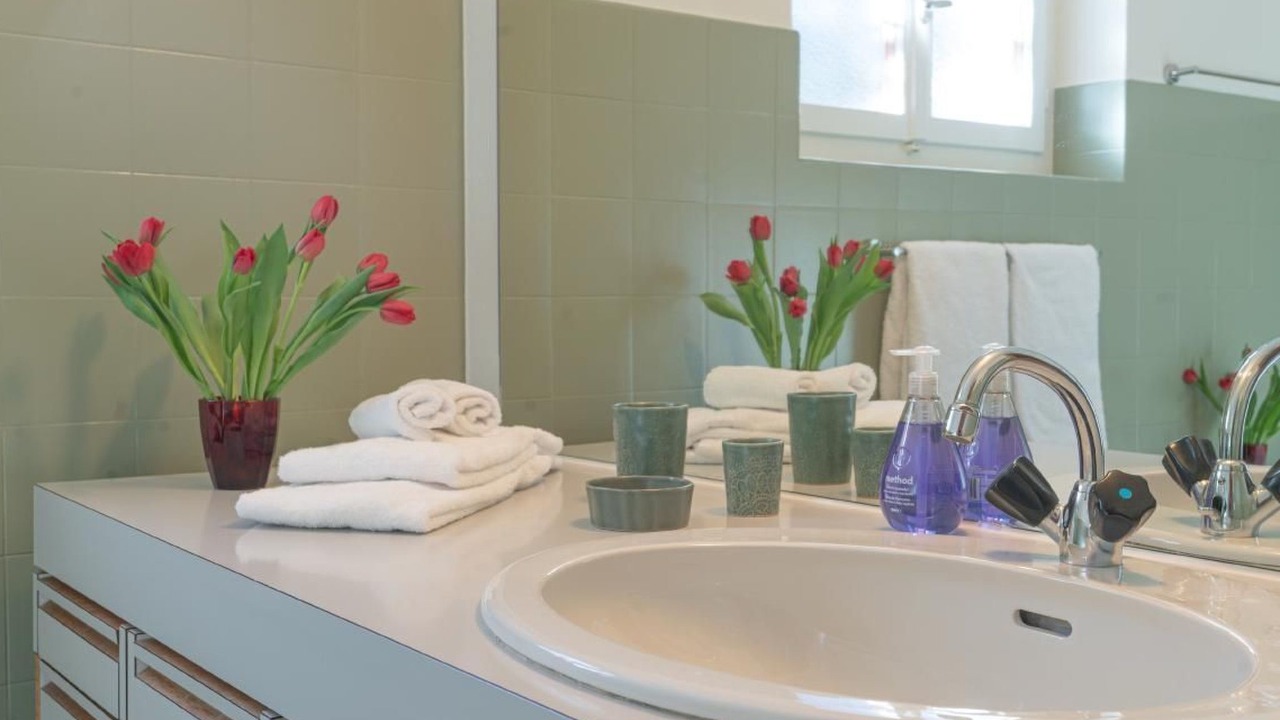 Photo of Bathroom in Maloja