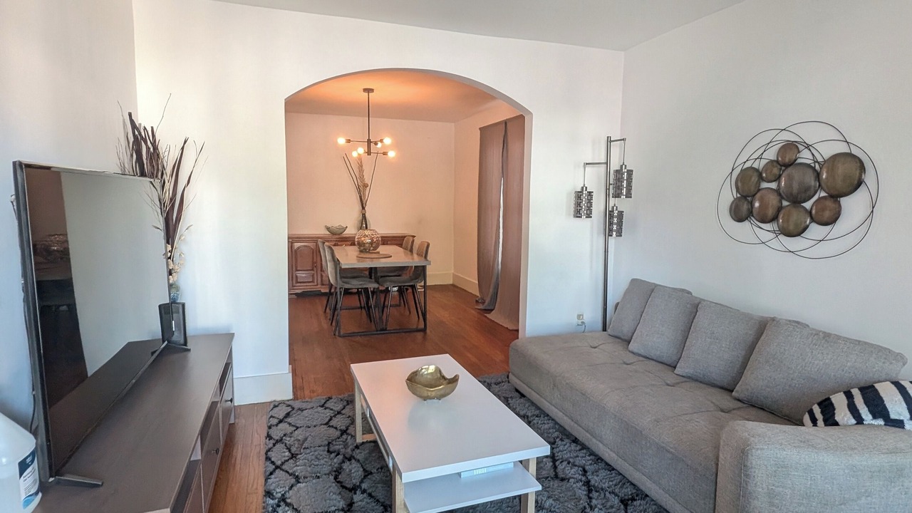 Photo of Livingroom in Walkerville