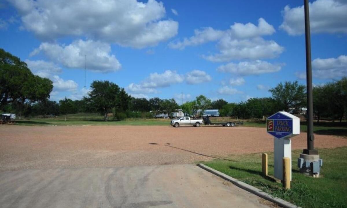 Photo of Others in Cuero