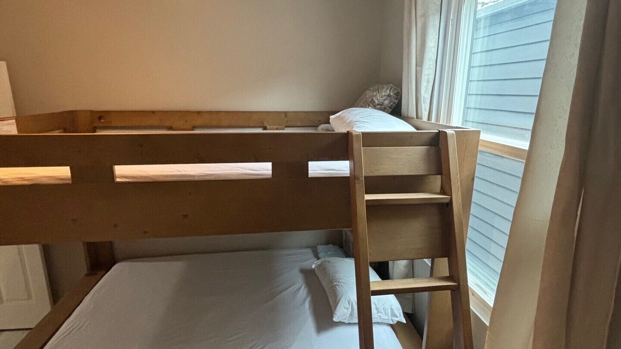 Photo of Bedroom in Humble