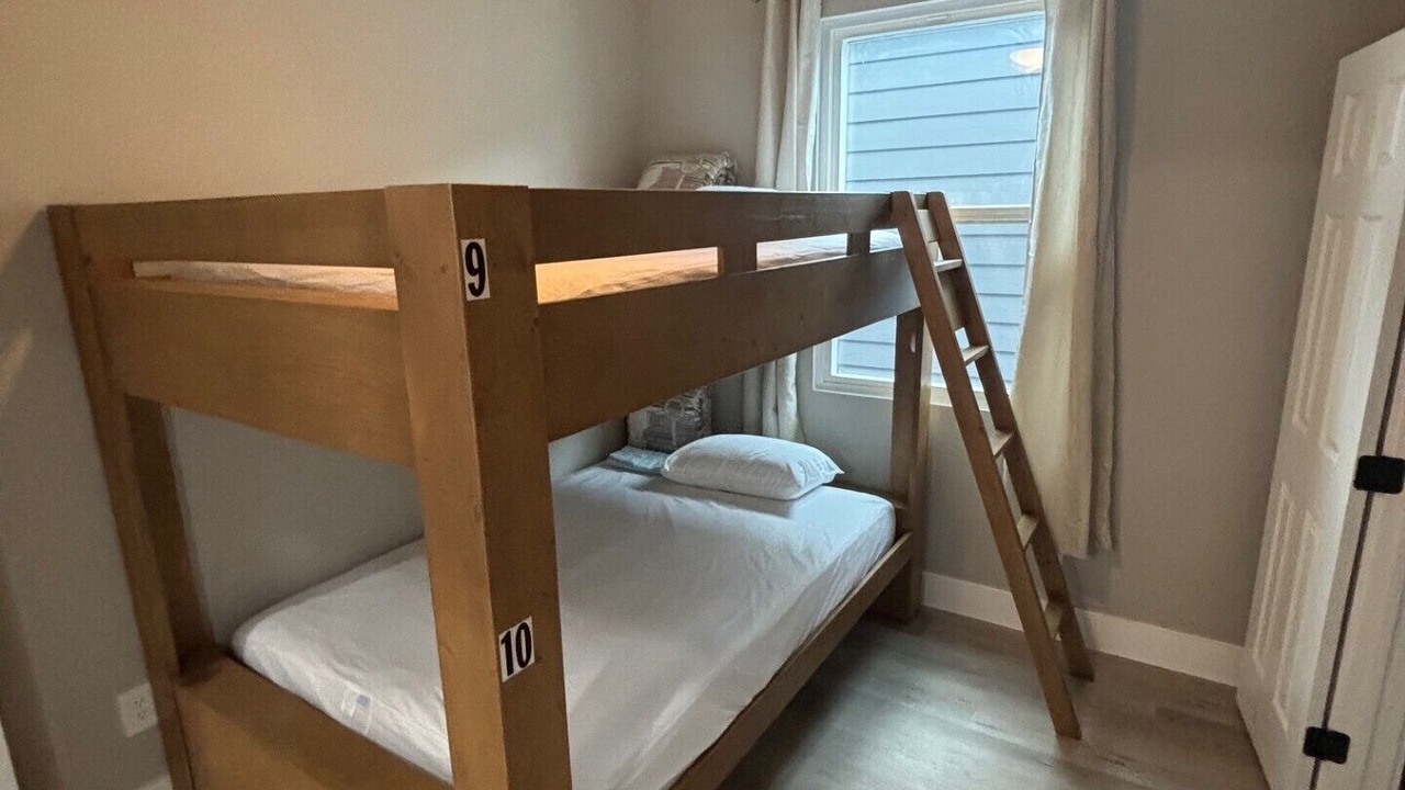 Photo of Bedroom in Humble